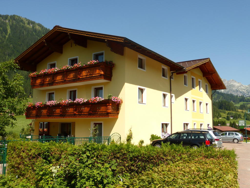 Hotel Pension Barbara Занкт-Мартін-ам-Тенненґебірґе Екстер'єр фото
