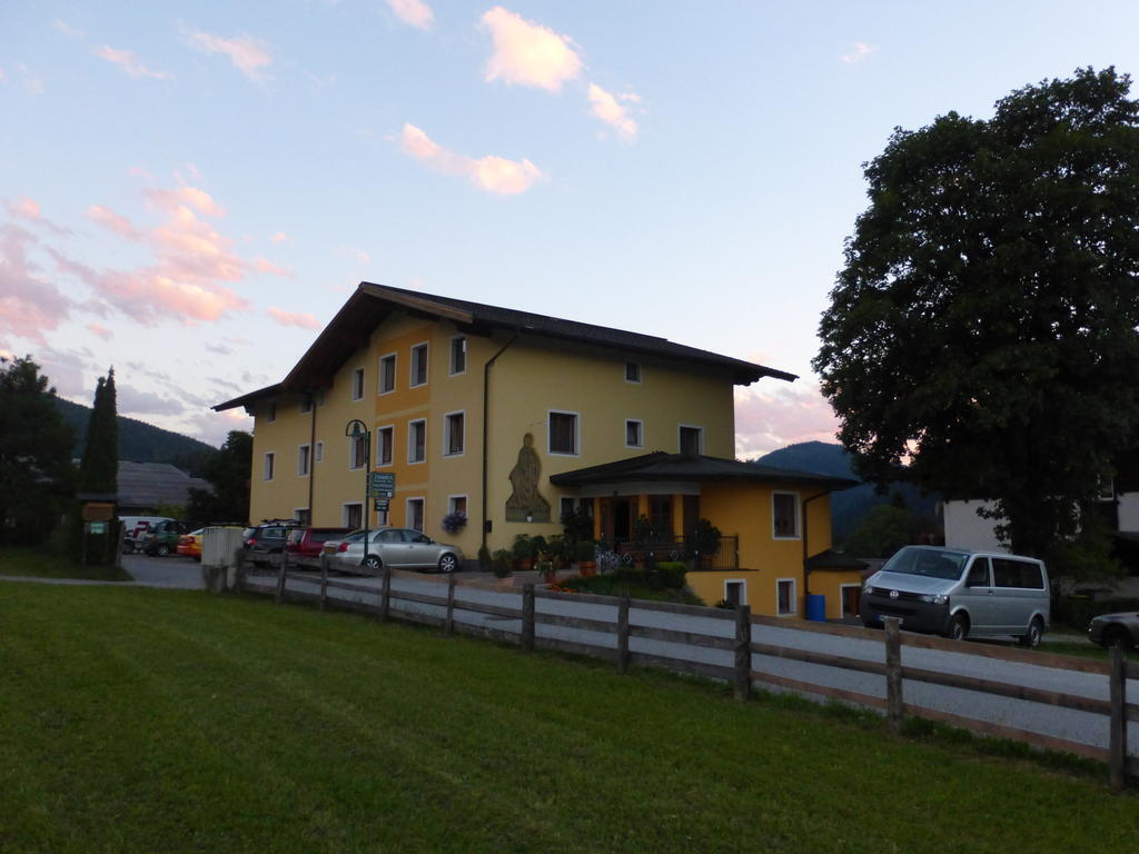 Hotel Pension Barbara Занкт-Мартін-ам-Тенненґебірґе Екстер'єр фото