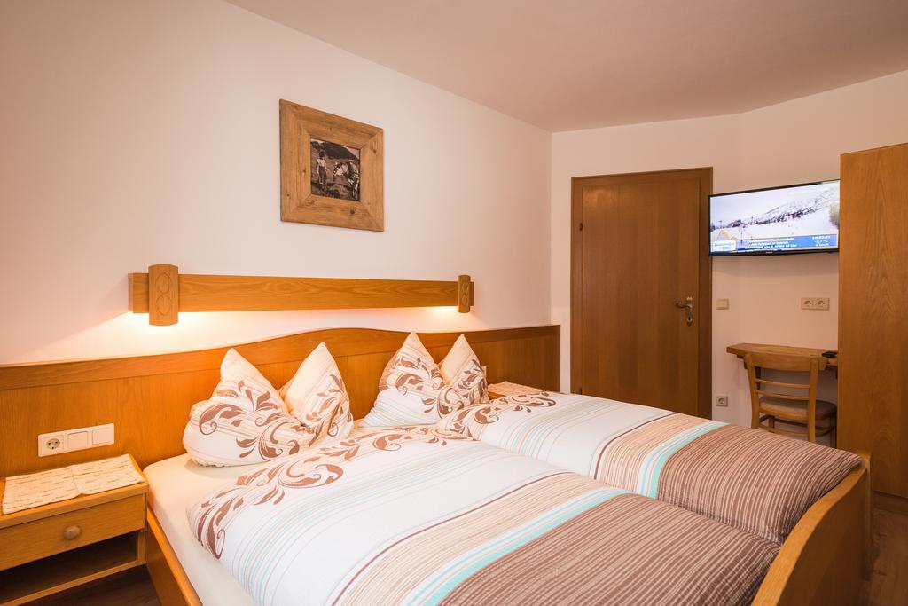 Hotel Pension Barbara Занкт-Мартін-ам-Тенненґебірґе Екстер'єр фото