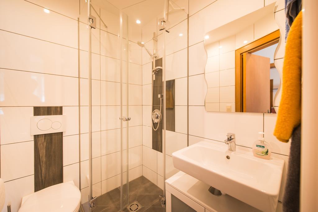 Hotel Pension Barbara Занкт-Мартін-ам-Тенненґебірґе Екстер'єр фото