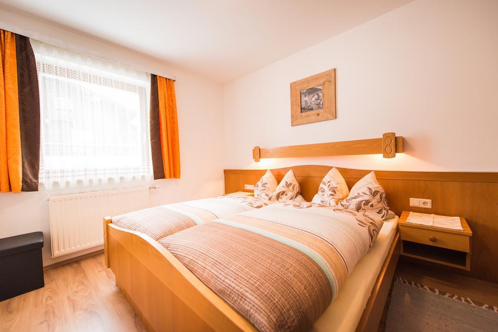 Hotel Pension Barbara Занкт-Мартін-ам-Тенненґебірґе Екстер'єр фото