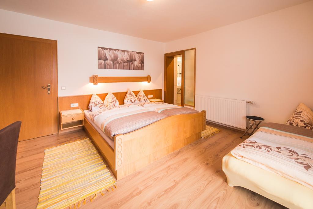 Hotel Pension Barbara Занкт-Мартін-ам-Тенненґебірґе Екстер'єр фото