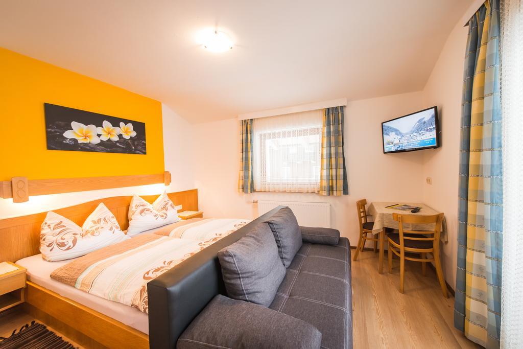 Hotel Pension Barbara Занкт-Мартін-ам-Тенненґебірґе Екстер'єр фото