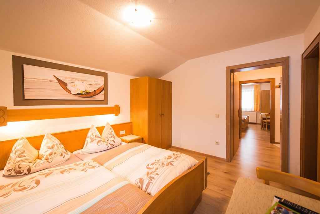 Hotel Pension Barbara Занкт-Мартін-ам-Тенненґебірґе Екстер'єр фото